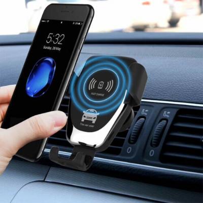 Wireless phone charger mount in car